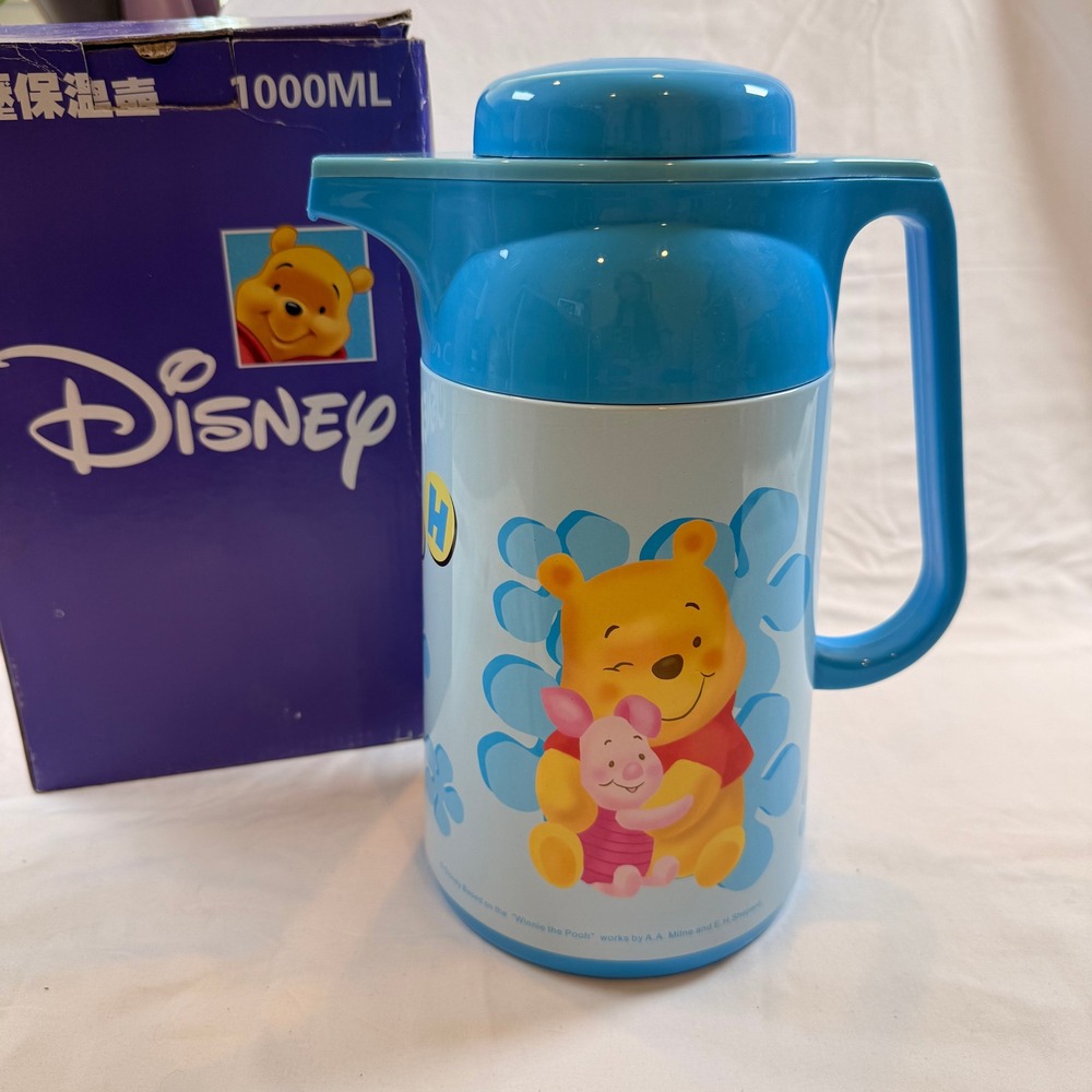 Disney Winnie the Pooh Piglet Thermal Carafe 1000ML Insulated Pitcher Blue Boxed